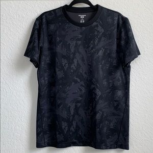 Uniqlo Dry-Ex Graphic Tee